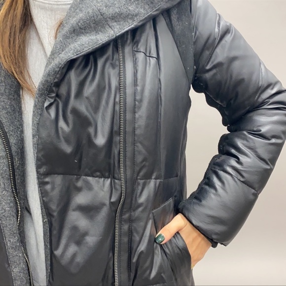 Hooded winter coat - Picture 4 of 6